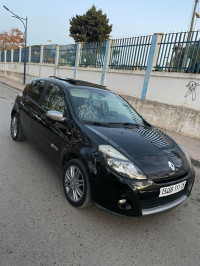 voitures-renault-clio-3-2011-night-and-day-boumerdes-algerie