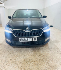 voitures-skoda-fabia-2019-style-dar-el-beida-alger-algerie