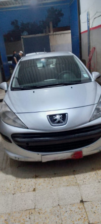 voitures-peugeot-207-2007-guerrouaou-blida-algerie