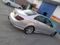 voitures-mercedes-classe-c-2008-c220-amg-tazmaltdaira-bejaia-algerie