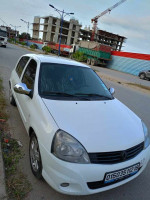 voitures-renault-clio-campus-2013-bye-jijel-algerie