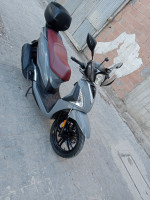 motos-et-scooters-sym-st-2022-blida-algerie