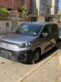 voitures-fiat-doblo-2024-blida-algerie