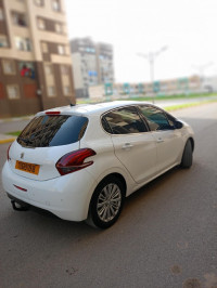 voitures-peugeot-208-2019-allure-facelift-reghaia-alger-algerie