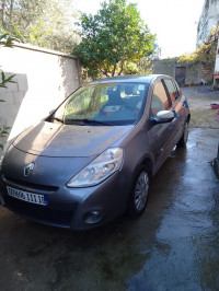 voitures-renault-clio-3-2011-dynamique-taher-jijel-algerie