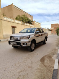 voitures-toyota-hilux-2019-legend-dc-4x4-pack-luxe-laghouat-algerie