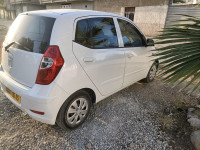 voitures-hyundai-i10-2015-gl-plus-chemora-batna-algerie