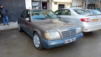 voitures-mercedes-classe-e-1995-sidi-naamane-tizi-ouzou-algerie