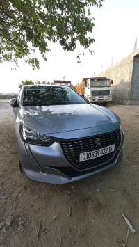 Peugeot 208 2022 Allure