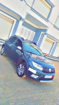 voitures-dacia-sandero-2018-stepway-restylee-chettia-chlef-algerie