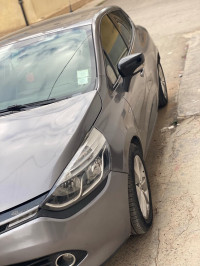 voitures-renault-clio-4-2016-limited-blida-algerie