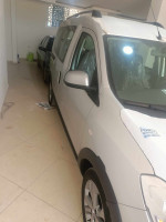 automobiles-renault-kangoo-2023-oued-fodda-chlef-algerie