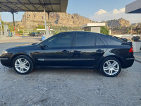 voitures-renault-laguna-2-2002-constantine-algerie