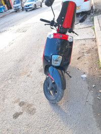 motos-et-scooters-vms-cuxi-2022-les-eucalyptus-alger-algerie