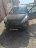 voitures-peugeot-207-2010-mostaganem-algerie