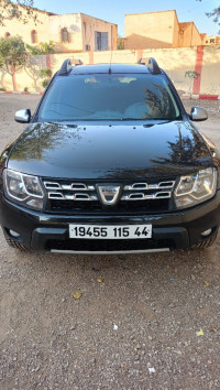 voitures-dacia-duster-2015-el-abadia-ain-defla-algerie