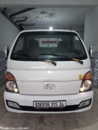 عربة-نقل-hyondai-h100-2015-برج-بوعريريج-الجزائر