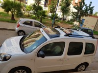 سيارات-renault-kangoo-2018-مجانة-برج-بوعريريج-الجزائر