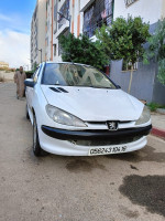 voitures-peugeot-206-2004-nador-tipaza-algerie