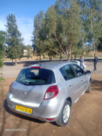 voitures-renault-clio-3-2012-blida-algerie