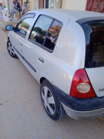 voitures-renault-clio-2-2000-makman-ben-amer-naama-algerie