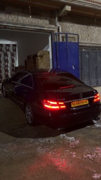 سيارات-mercedes-classe-e-2010-وادي-الصباح-عين-تيموشنت-الجزائر