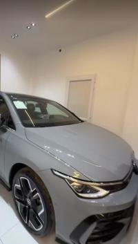 سيارات-volkswagen-golf-85-2025-r-line-باب-الزوار-الجزائر