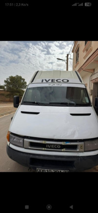 fourgon-iveco-c11-2001-boukhanafis-sidi-bel-abbes-algerie