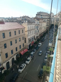 appartement-vente-f3-alger-centre-algerie