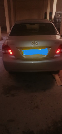 voitures-toyota-yaris-sedan-2012-laghouat-algerie