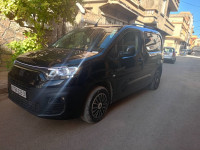 voitures-fiat-doblo-2023-italie-oran-algerie