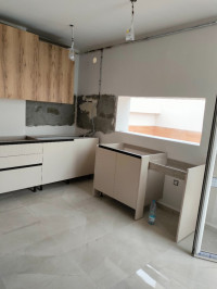 appartement-vente-f4-alger-el-achour-algerie