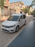 voitures-volkswagen-caddy-2018-collection-blida-algerie