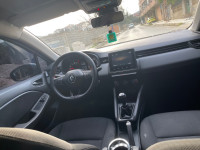 voitures-renault-clio5-2023-busnes-plus-hassi-rmel-laghouat-algerie