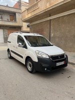 voitures-peugeot-partner-2016-b9-bordj-bou-arreridj-algerie