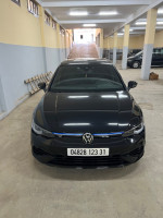 voitures-volkswagen-golf-8-2023-r-hydra-alger-algerie