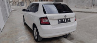 voitures-skoda-fabia-2015-ambition-ain-fakroun-oum-el-bouaghi-algerie