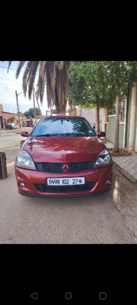 voitures-renault-clio-2-2002-expression-ain-nouissi-mostaganem-algerie