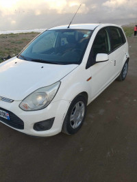 voitures-ford-figo-2013-souk-el-thenine-bejaia-algerie