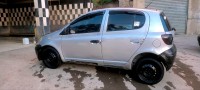 سيارات-toyota-yaris-2006-ذراع-قبيلة-سطيف-الجزائر