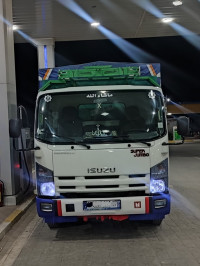 camion-isuzu-2012-sidi-bel-abbes-algerie