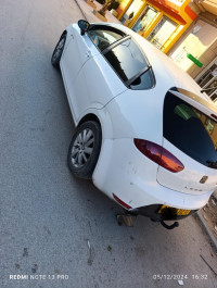 voitures-seat-leon-2012-fr-djelfa-algerie