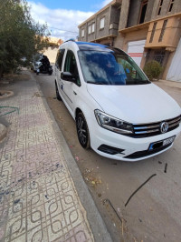 voitures-volkswagen-caddy-2018-edition-35-msila-algerie