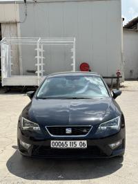 voitures-seat-leon-2015-fr15-akbou-bejaia-algerie