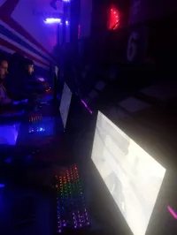 Cyber de jeux de réseau 5vs 5