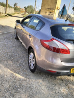 voitures-renault-megane-3-2015-el-kharrouba-boumerdes-algerie