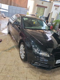 voitures-audi-a4-2009-reghaia-alger-algerie