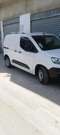 السيارات-النفعية-fiat-doblo-2024-ابن-زياد-قسنطينة-الجزائر