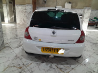 voitures-renault-clio-campus-2011-mostaganem-algerie