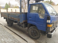 camion-toyota-1987-frenda-tiaret-algerie